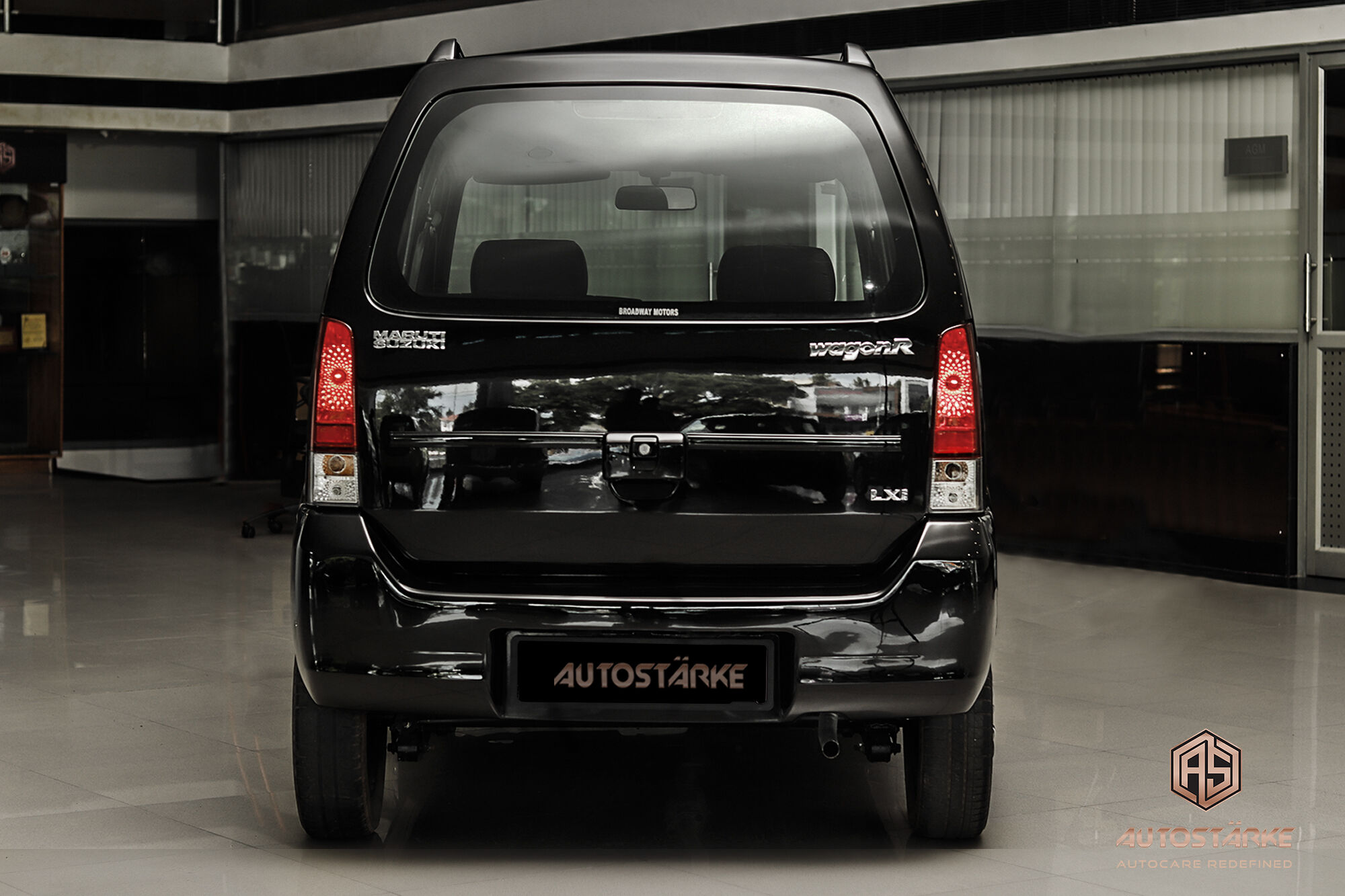 Car Denting And Paint Service 