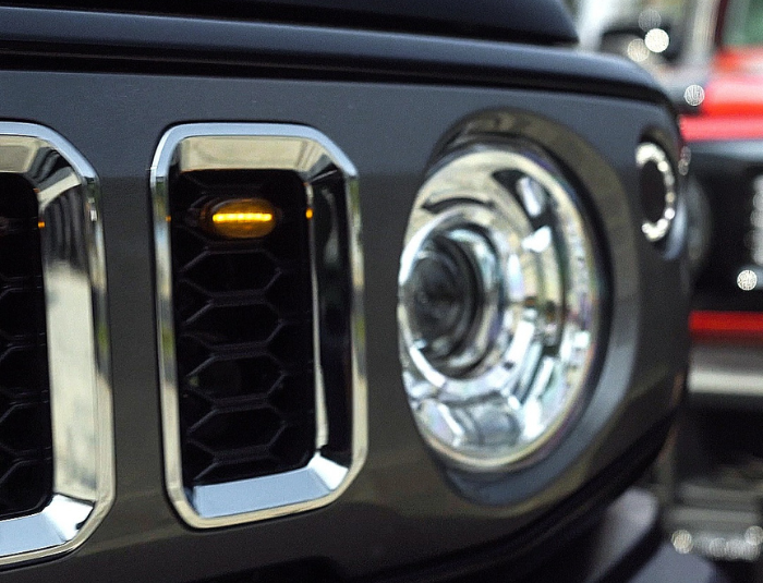 Maruti Jimny front DRL and G Wagon-type tail light customization by Autostarke