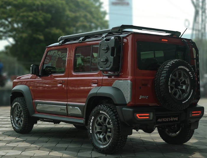 Jimny with upgraded daytime running lights and G-Wagon-style tail lights in Kerala
